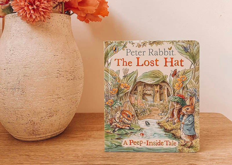 Peter Rabbit: The Lost Hat A Peep-Inside Tale